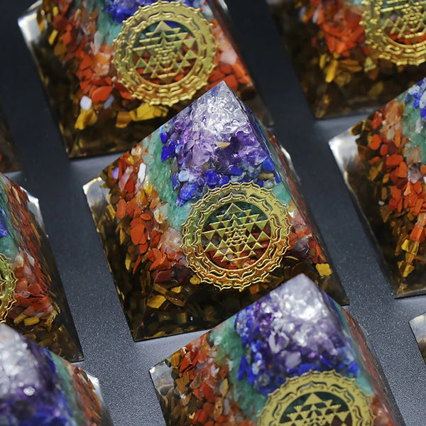 Aethraya Sri Yantra 7 Chakra Orgonite Pyramid
