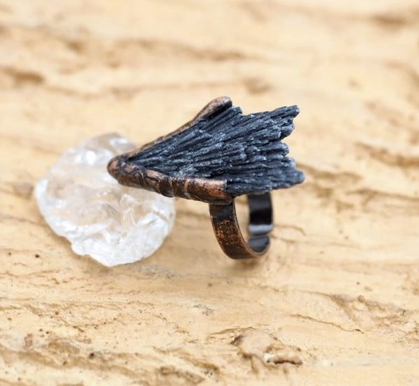 Thalrix Black Tourmaline Raw Crystal Ring